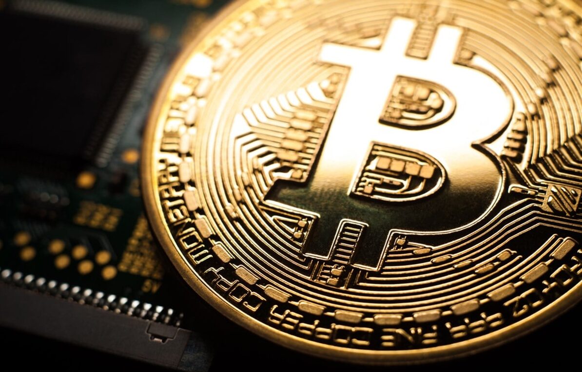 Institutional Caution Grows Amid Market Uncertainty